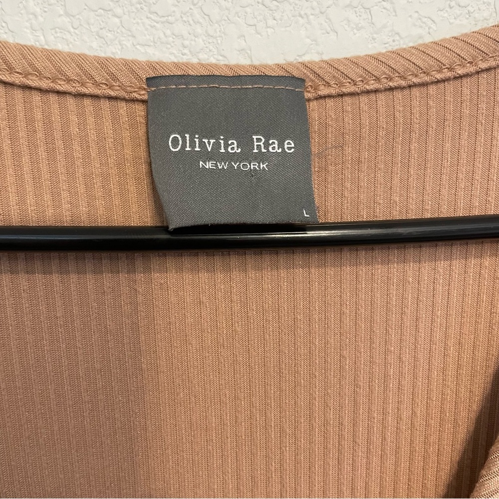 Olivia Rae Ribbed Tiered Mini Dress Large Tan Pink V-Neck Short Sleeve Casual - Picture 3 of 12